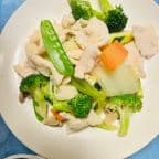 Best Steamed Chicken with Mixed Vegetable in Stratford, CT